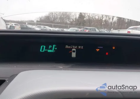 2012 Toyota Prius C Three from USA, damaged, VIN JTDKDTB37C1525061